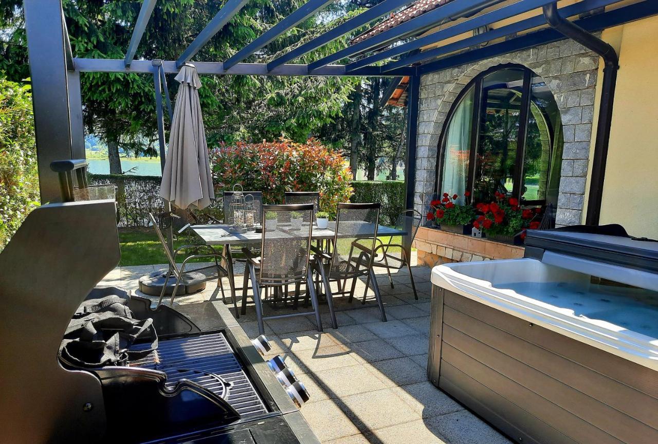 Spacious Apartment "Ana" On Lake Sabljaci Ogulin Exterior photo