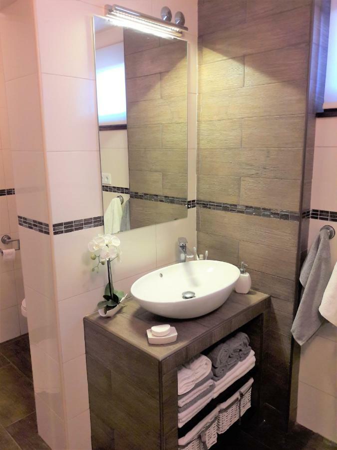 Spacious Apartment "Ana" On Lake Sabljaci Ogulin Exterior photo